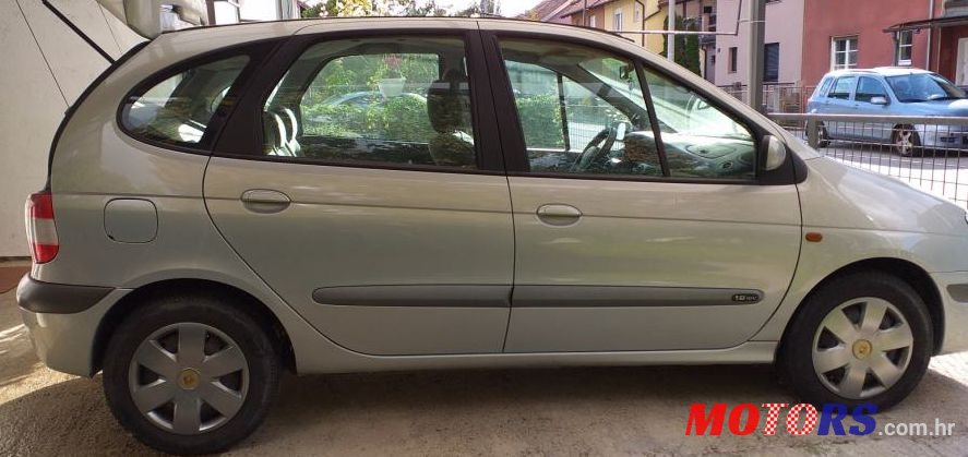 2003' Renault Scenic 1,6 16V photo #1