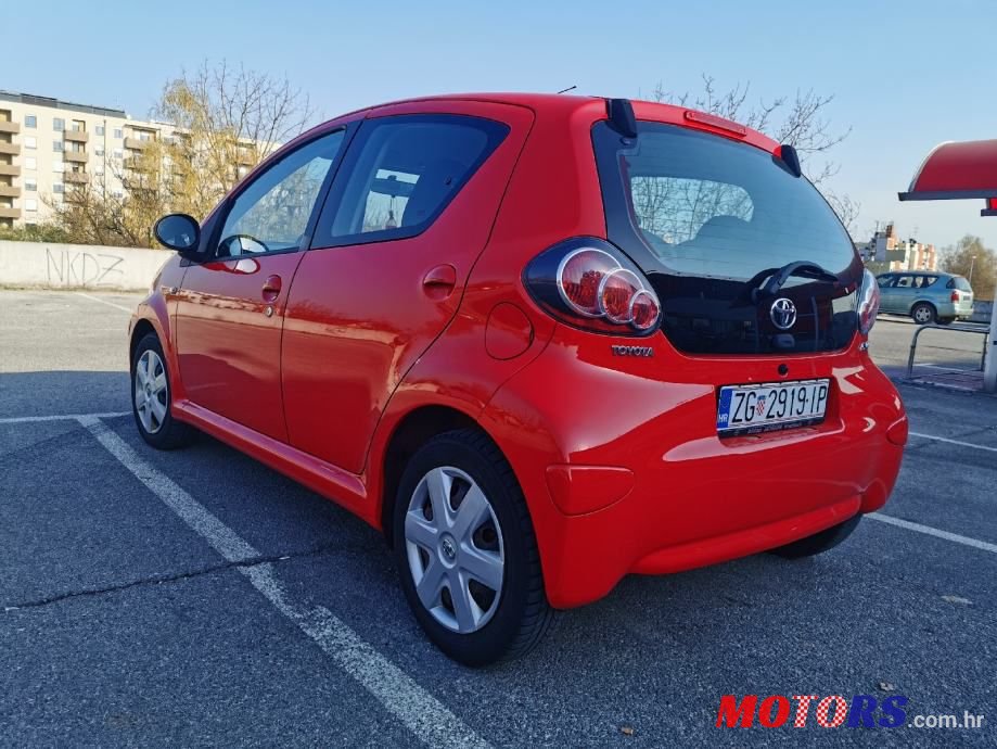 2010' Toyota Aygo photo #4