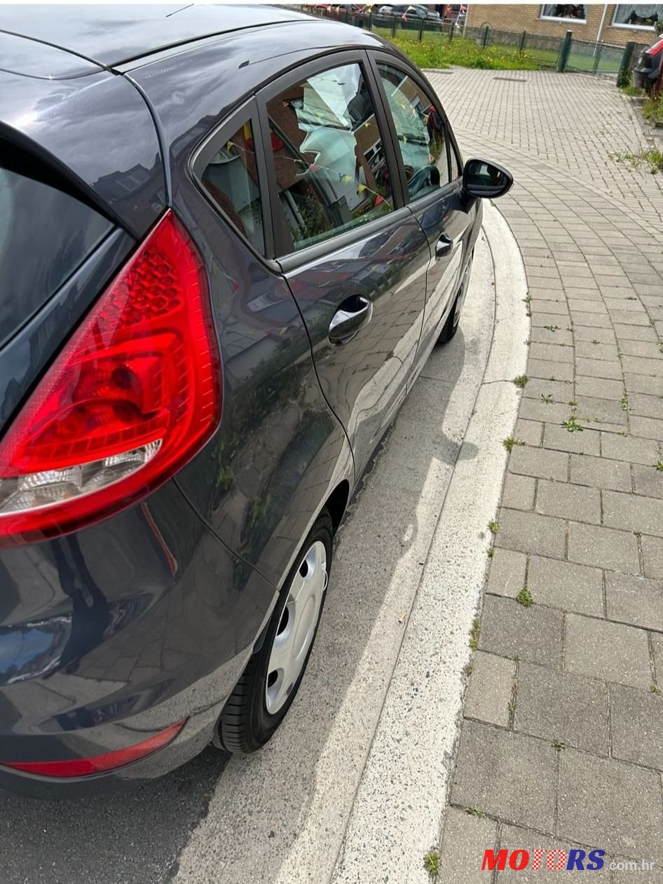 2010' Ford Fiesta 1,6 photo #4