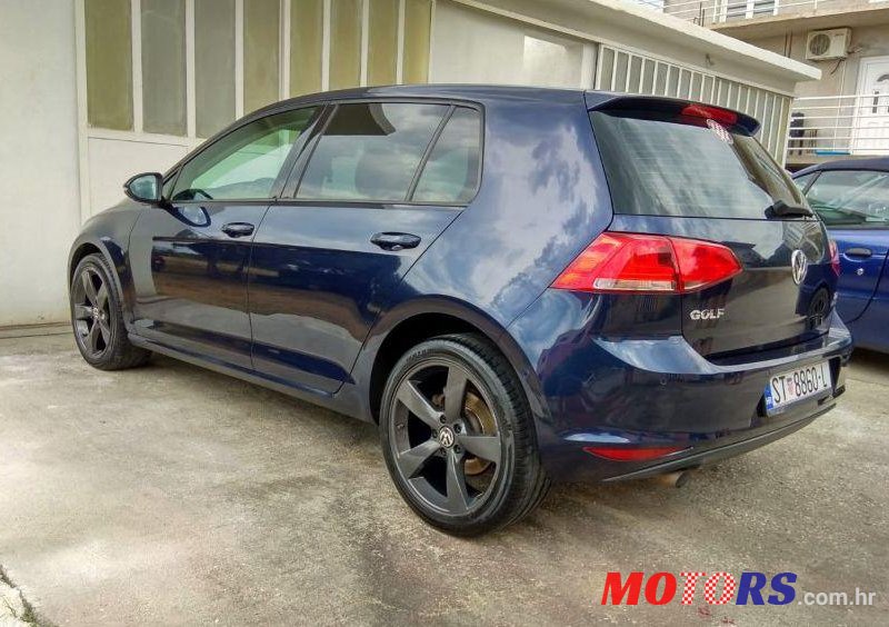 2013' Volkswagen Golf VII 1,6 Tdi Bmt photo #3