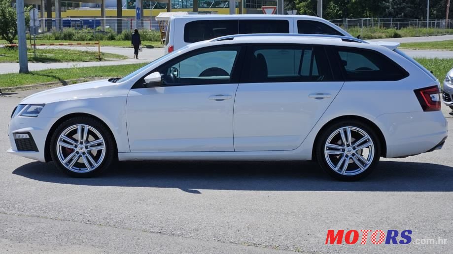 2018' Skoda Octavia Combi photo #3