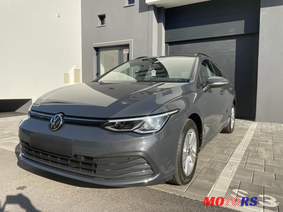 2021' Volkswagen Golf VIII Variant photo #2