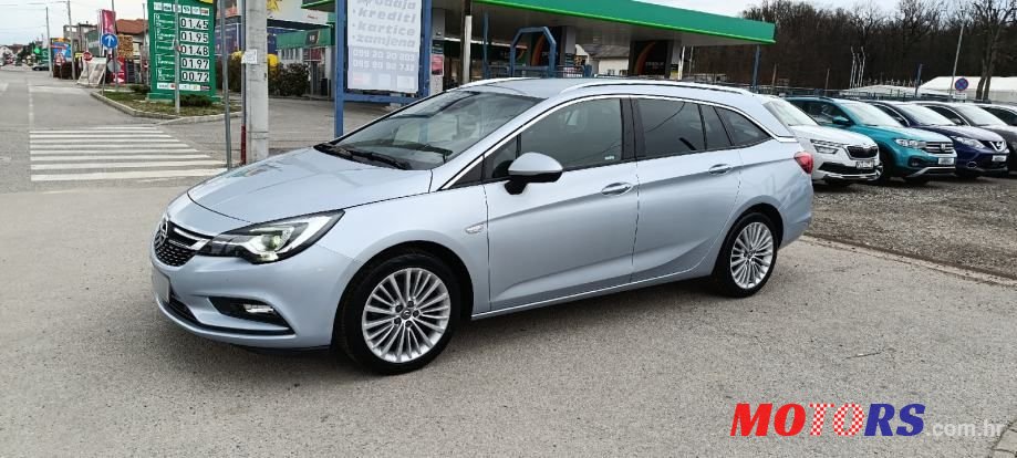 2016' Opel Astra Karavan photo #4