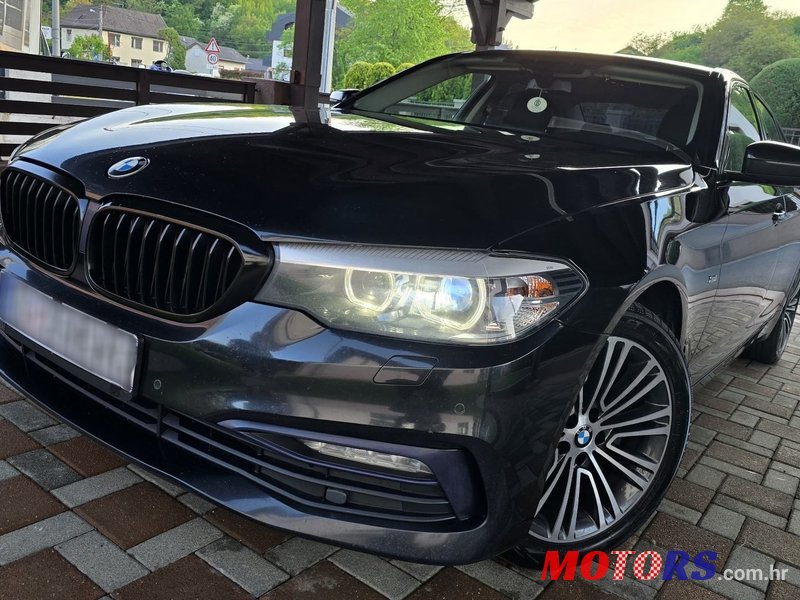2017' BMW Serija 5 520D Xd photo #1
