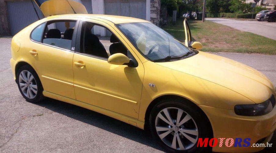 2004' SEAT Leon Top Sport 1,9 Tdi photo #1