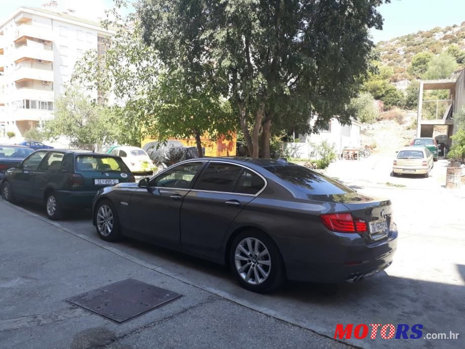 2011' BMW Serija 5 525D photo #3