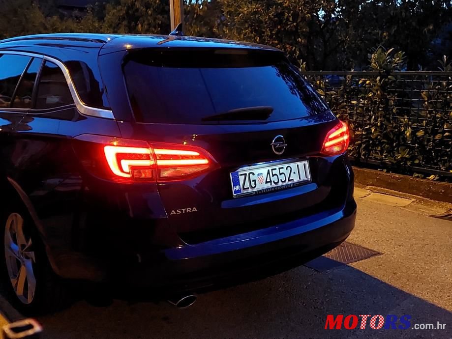 2019' Opel Astra Karavan photo #1