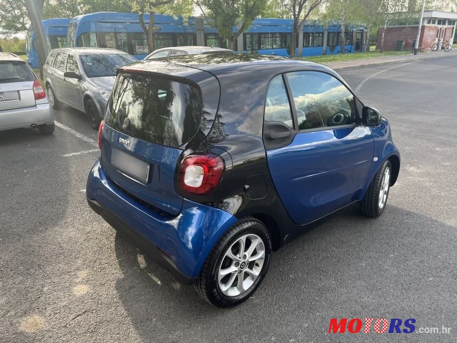 2015' Smart Fortwo photo #3