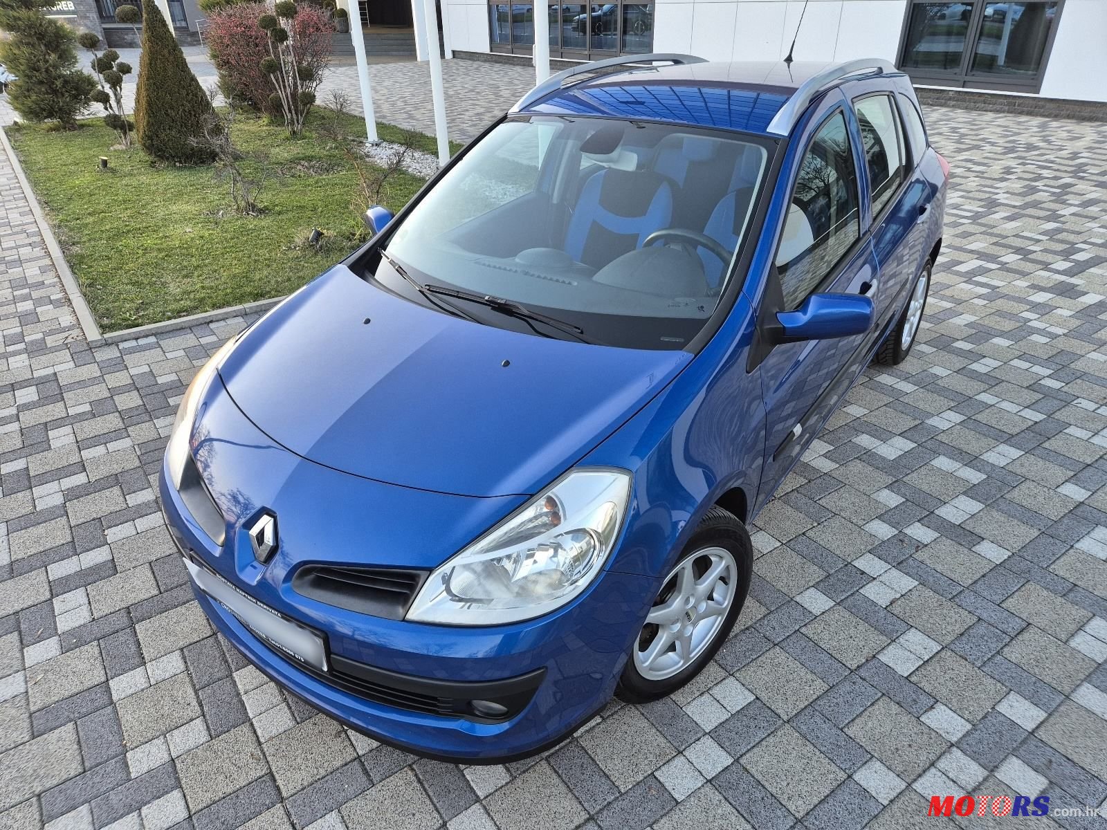 2009' Renault Clio 1,2 16V photo #1