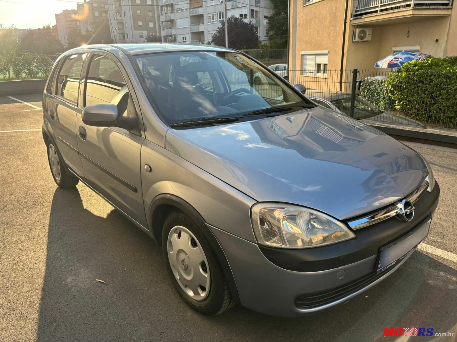2003' Opel Corsa 1,2 16V photo #1