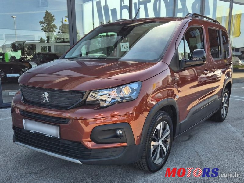 2020' Peugeot Rifter photo #2