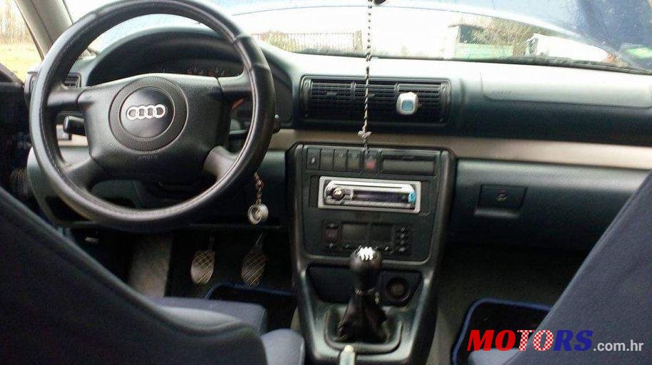 1998' Audi A4 1,8 T photo #1