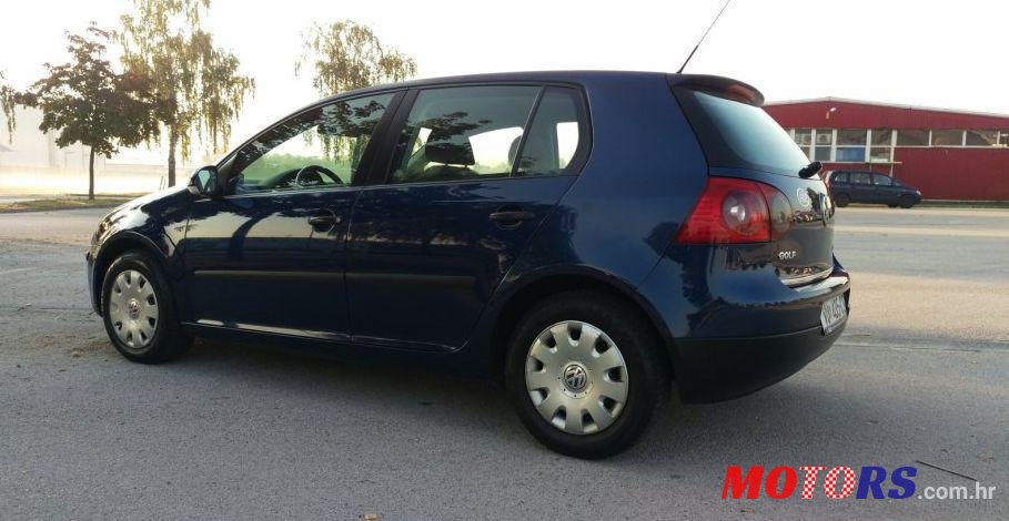 2007' Volkswagen Golf V 1,9 Tdi photo #2