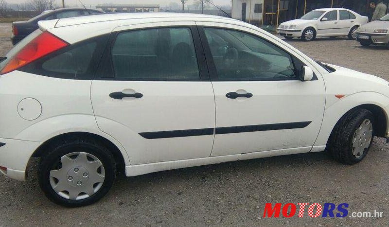 2002' Ford Focus 1,8 photo #2