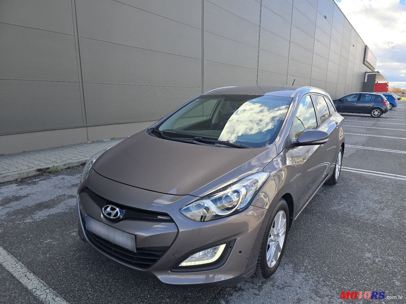 2014' Hyundai i30 Cw 1,6 Crdi photo #1