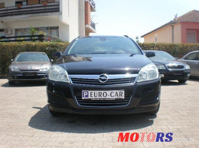 2008' Opel Astra 1,9 Cdti photo #2