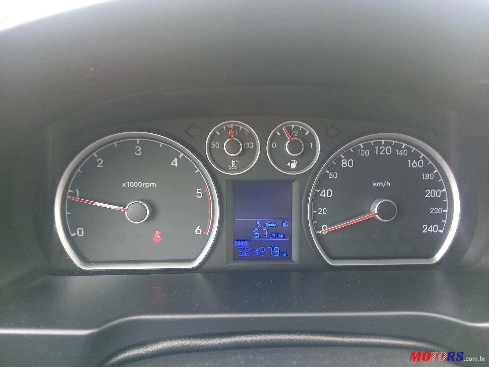 2009' Hyundai i30 1,6 Crdi photo #4