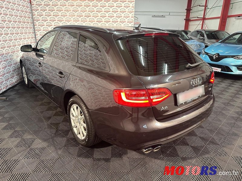 2014' Audi A4 Avant photo #6