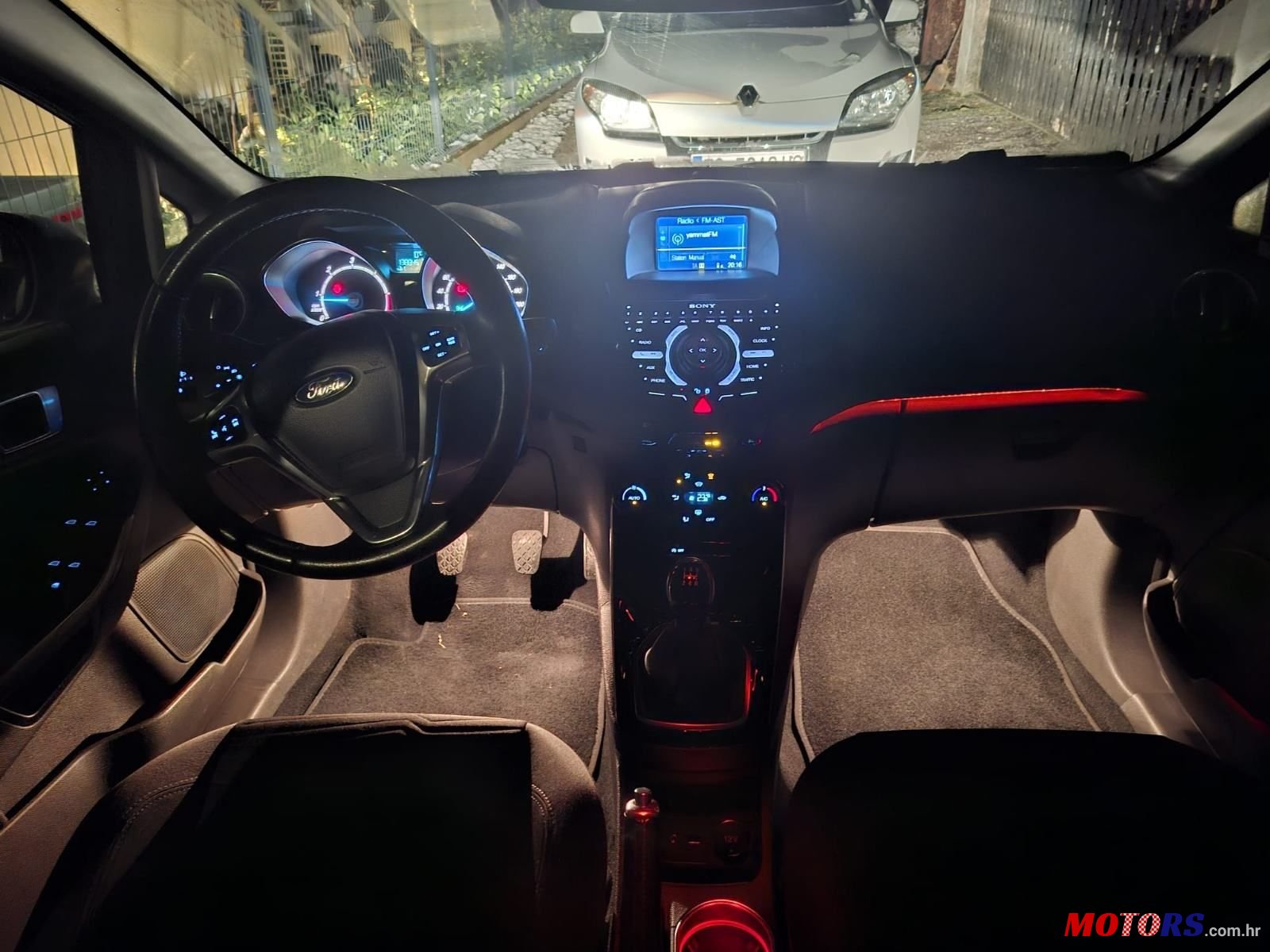 2014' Ford Fiesta 1,6 photo #6