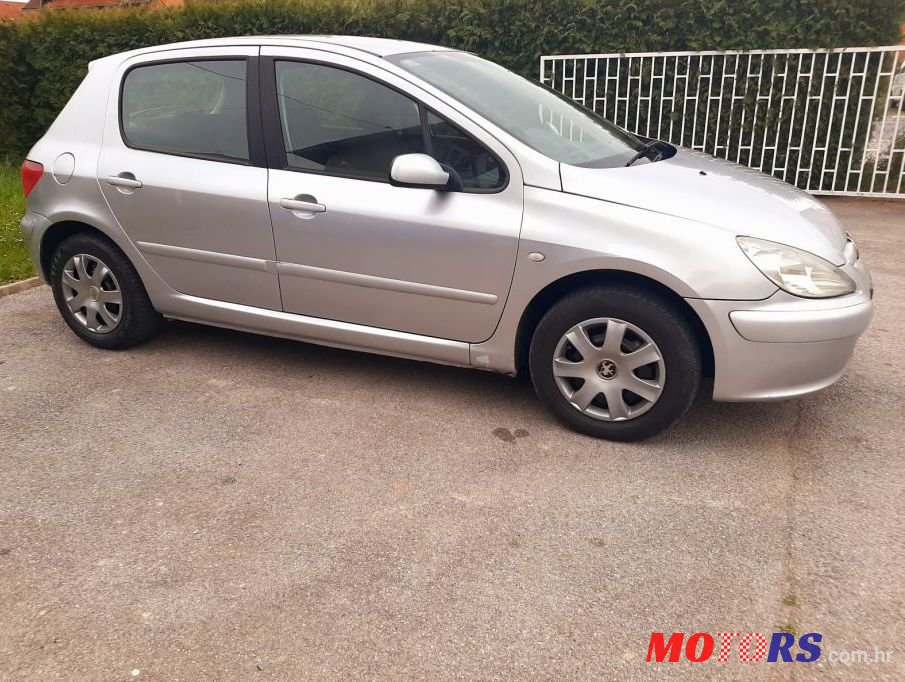 2005' Peugeot 307 1,6 Hdi photo #1