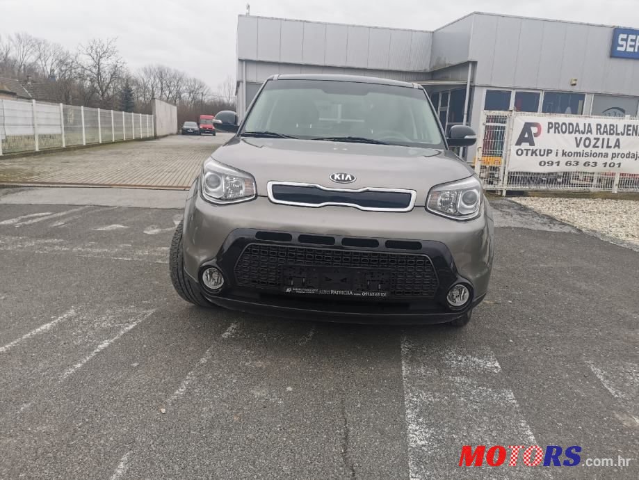 2015' Kia Soul 1.6 Crdi photo #2