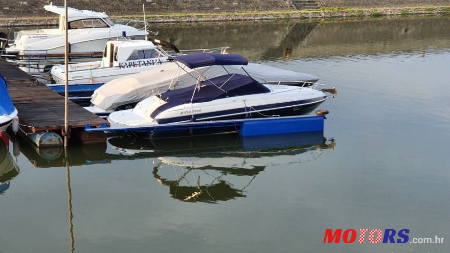 2005' Four Winns 205 Sundowner photo #1