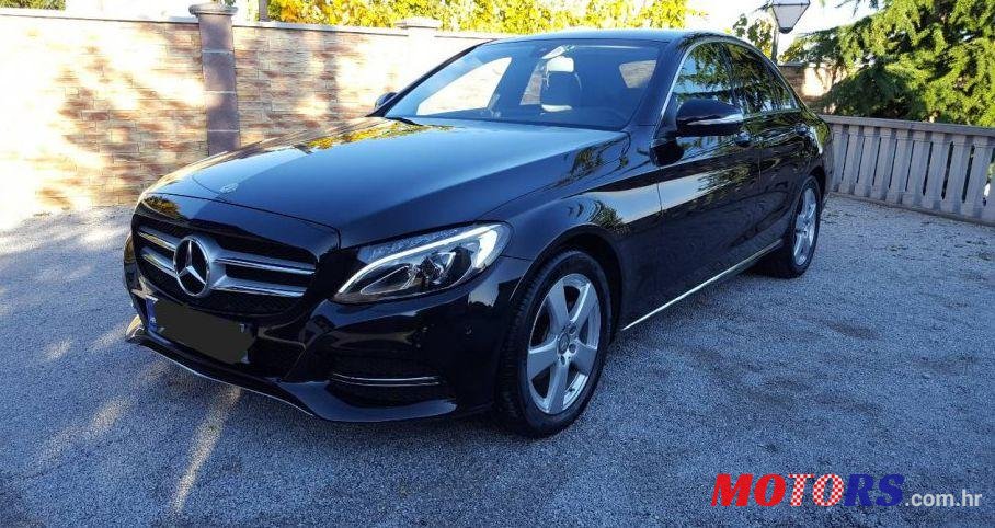 2015' Mercedes-Benz C-Klasa photo #2