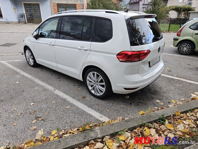 2016' Volkswagen Touran 2,0 Tdi Bmt photo #4