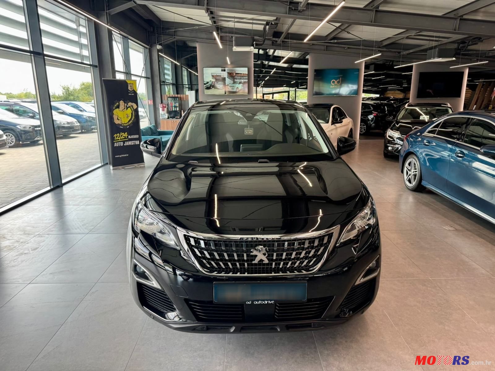 2020' Peugeot 3008 1,2 Puretech photo #3