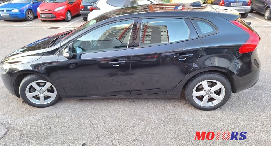 2013' Volvo V40 D2 94G. photo #5