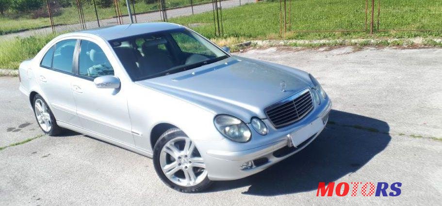2002' Mercedes-Benz E-Klasa 220 Cdi photo #1
