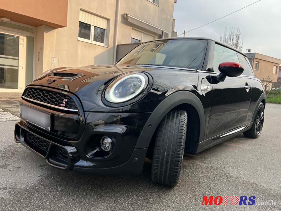 2020' MINI Cooper S photo #4