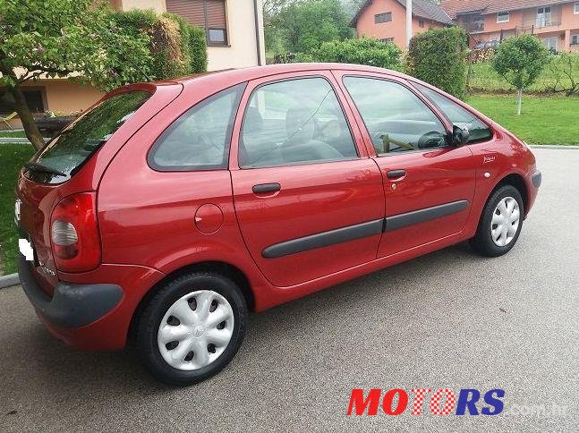 2003' Citroen Xsara Picasso 1,6 I photo #2