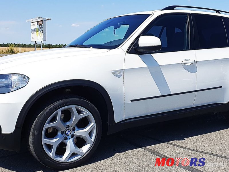 2010' BMW X5 Xdrive30D photo #2