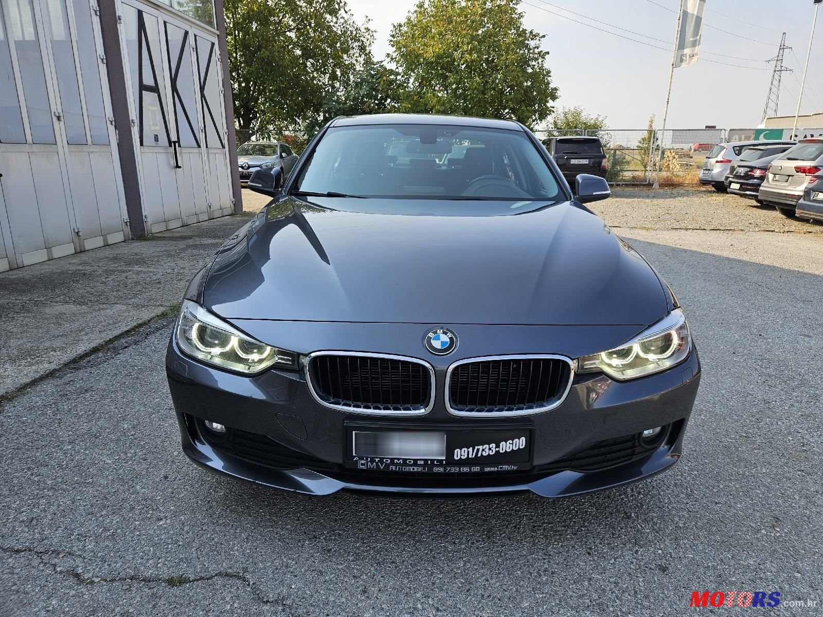 2015' BMW Serija 3 316D photo #1