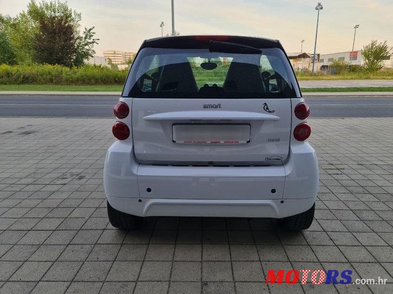 2011' Smart Fortwo Pulse Softip photo #4