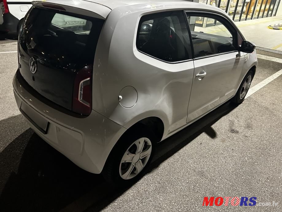 2014' Volkswagen Up! 1,0 Up! photo #4