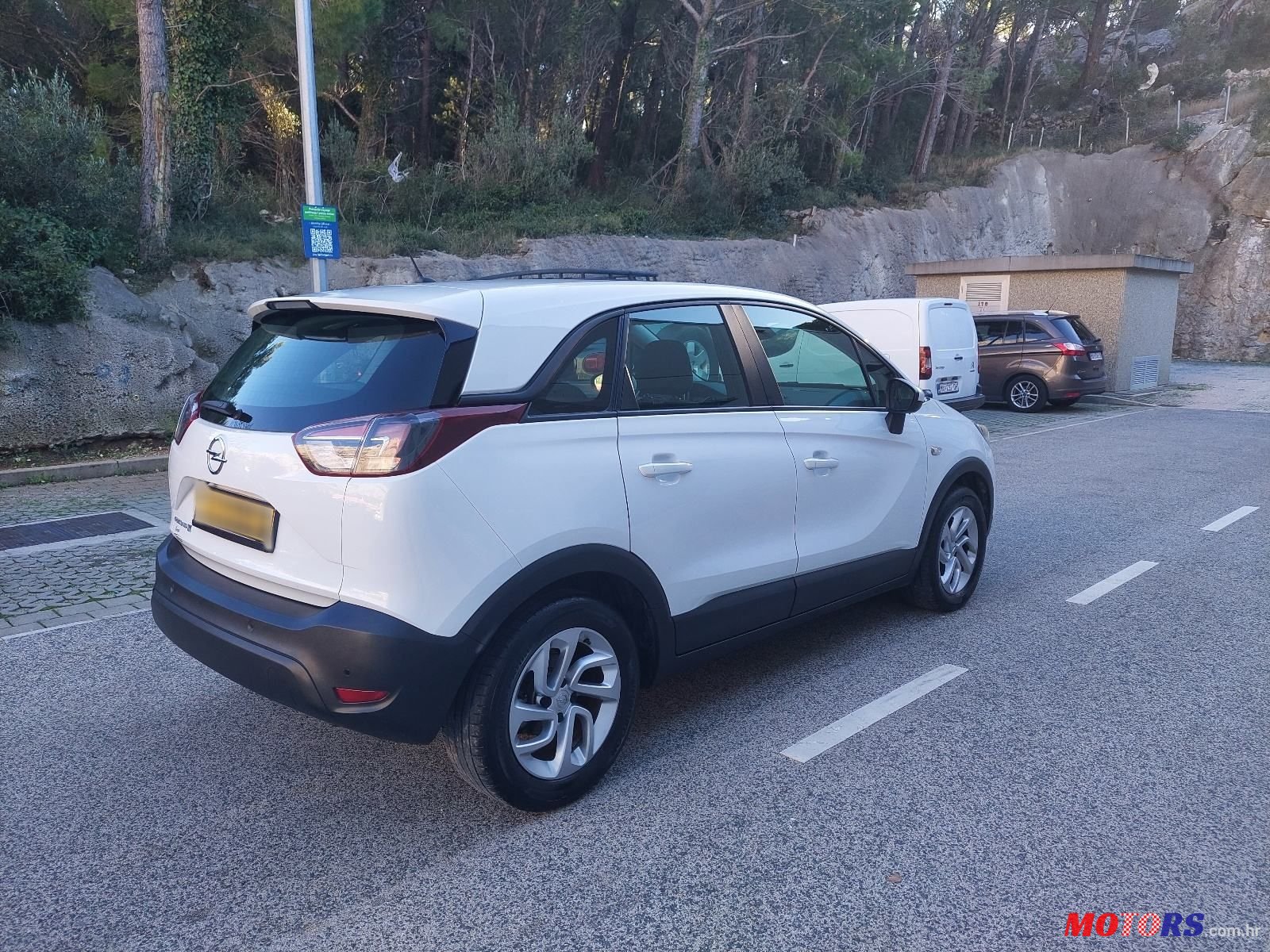 2019' Opel Crossland 1,2 photo #6