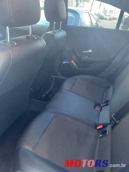 2020' Mercedes-Benz Cla Klasa 180 D photo #3