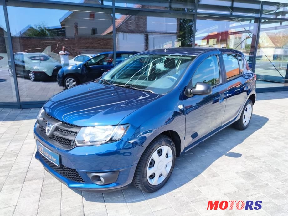 2016' Dacia Sandero photo #5