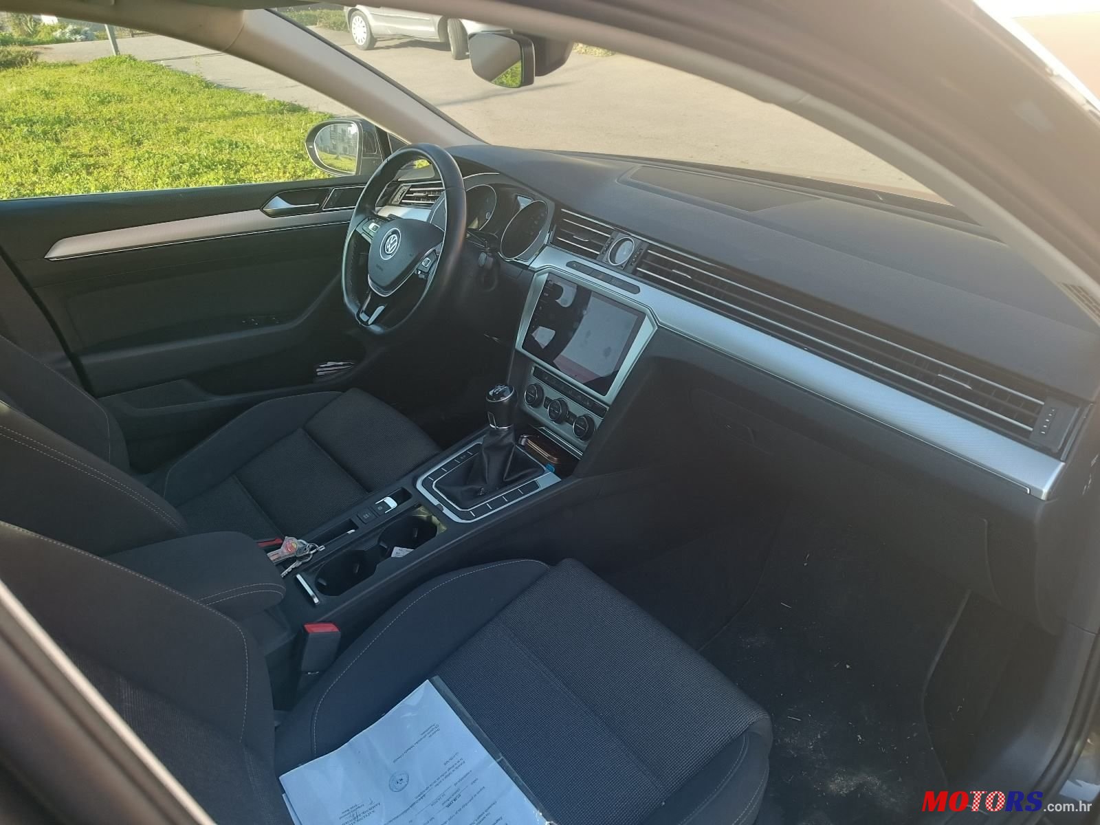 2019' Volkswagen Passat Variant photo #4