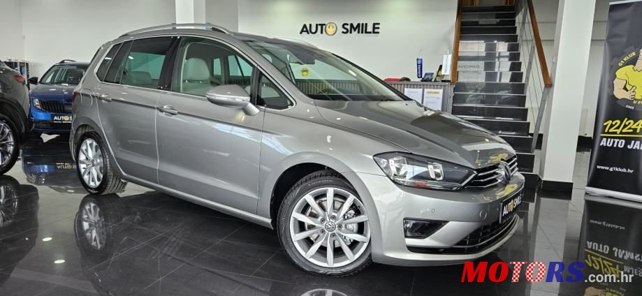 2014' Volkswagen Golf 1.6Tdi photo #4