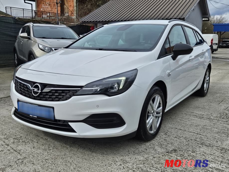 2021' Opel Astra Karavan photo #3