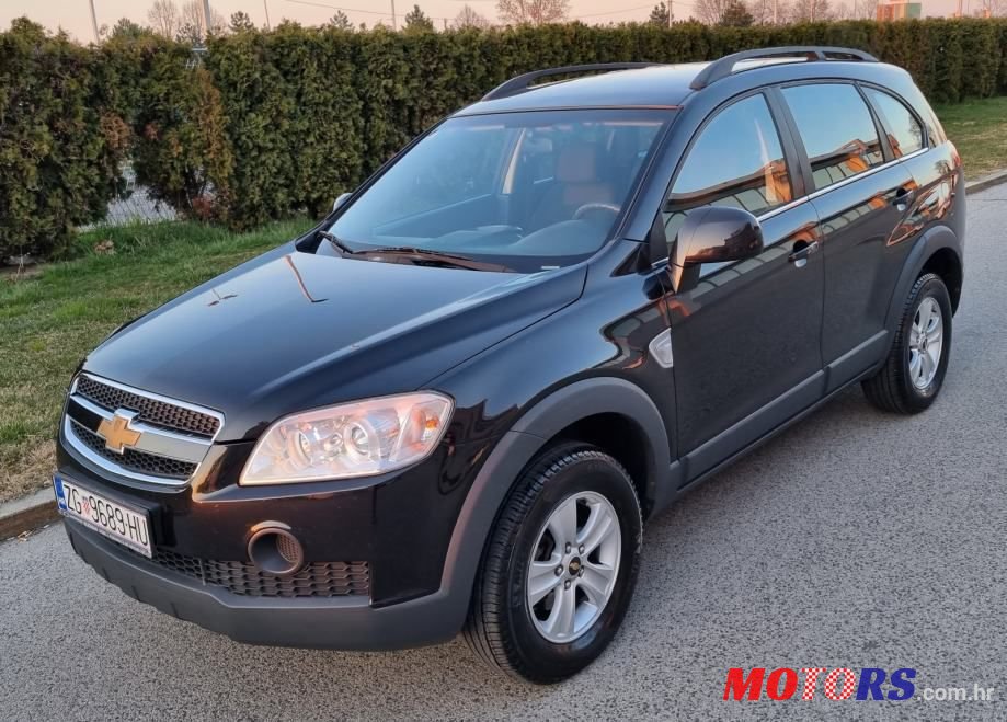 2010' Chevrolet Captiva 2,0 D photo #2