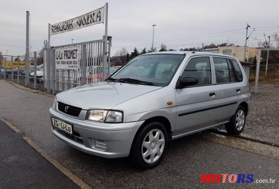 2000' Mazda Demio 1,3 I Se photo #1