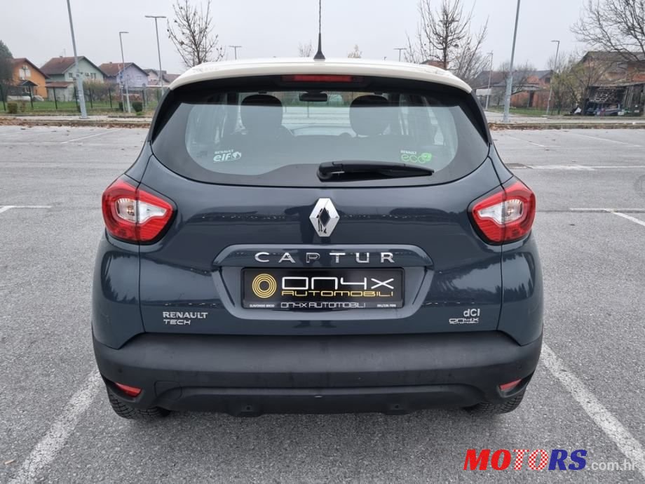 2016' Renault Captur photo #4