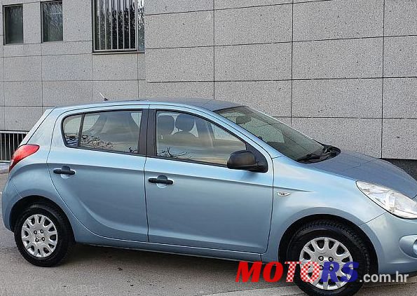 2010' Hyundai i20 1,2 photo #1