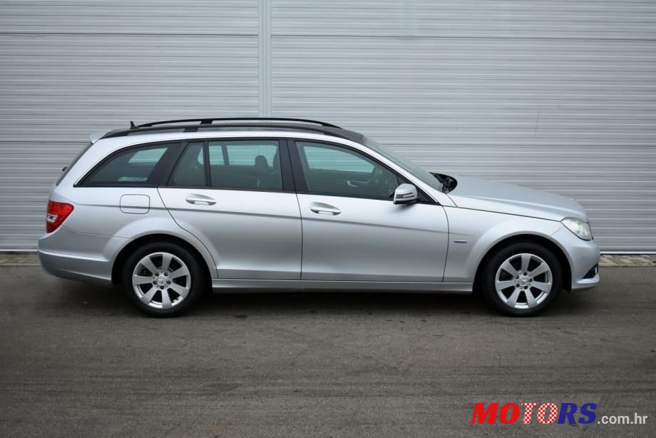 2011' Mercedes-Benz C-Klasa 200 Cdi T-Model photo #3