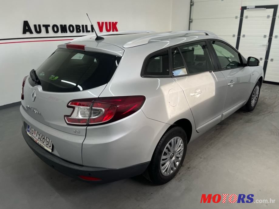 2015' Renault Megane Grandtour Dci photo #6