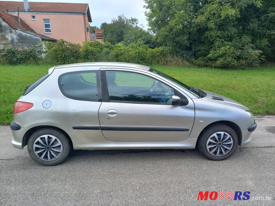 2004' Peugeot 206 photo #3